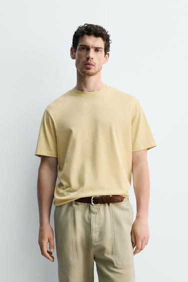 تيشرت MEDIUM WEIGHT بأكمام قصيرة - أصفر الخاص بـ Zara