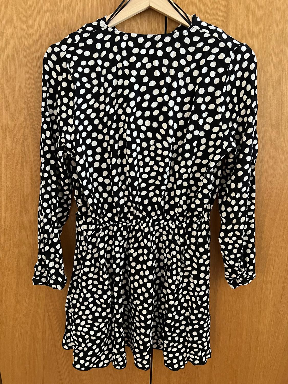 SHORT DRESS WITH A POLKA DOT PRINT - Image 2