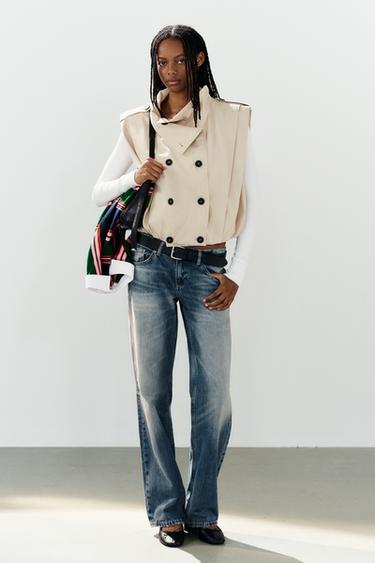 PLEATED BUTTON WAISTCOAT - Beige by Zara