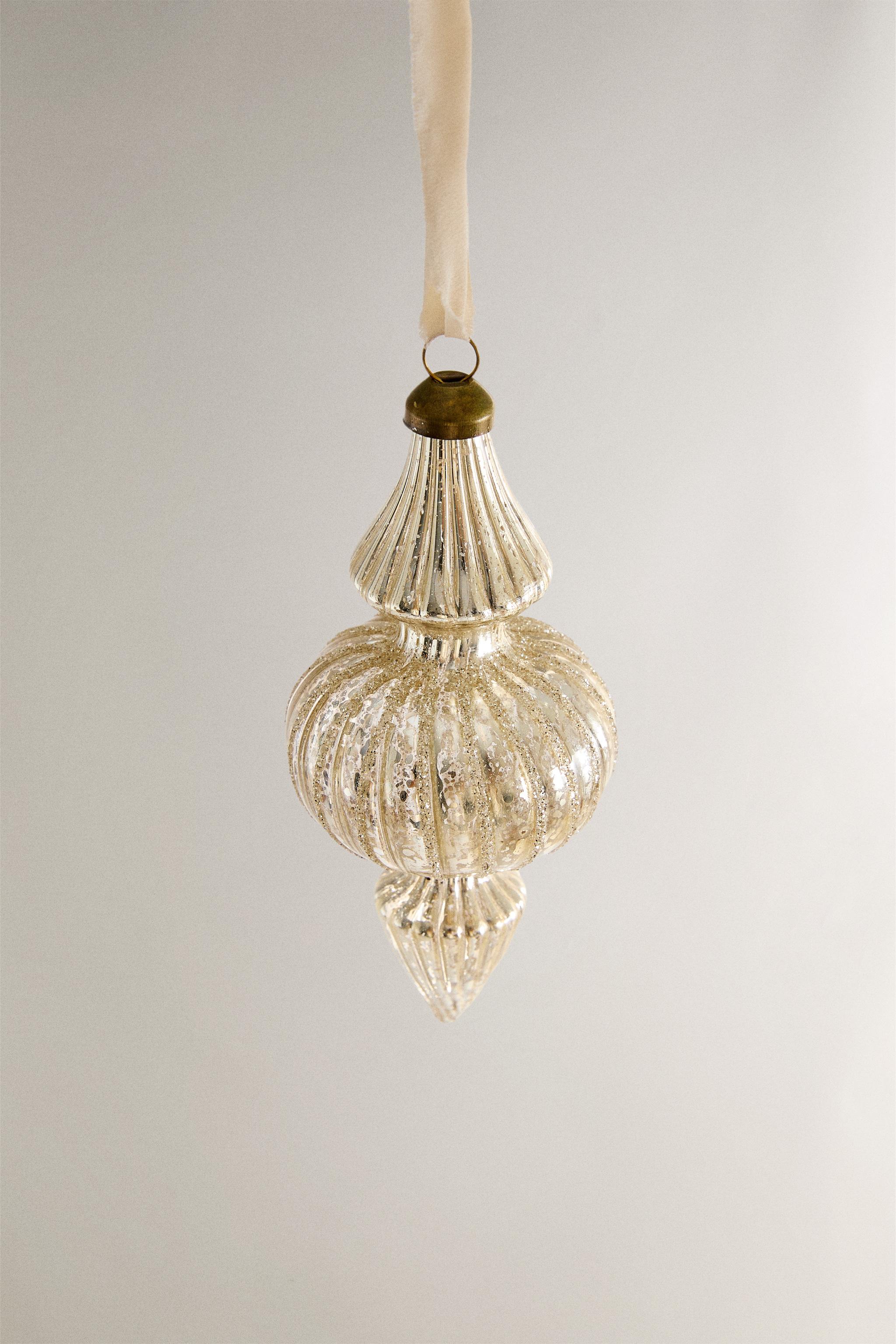 MIRRORED SPINNING TOP CHRISTMAS TREE ORNAMENT