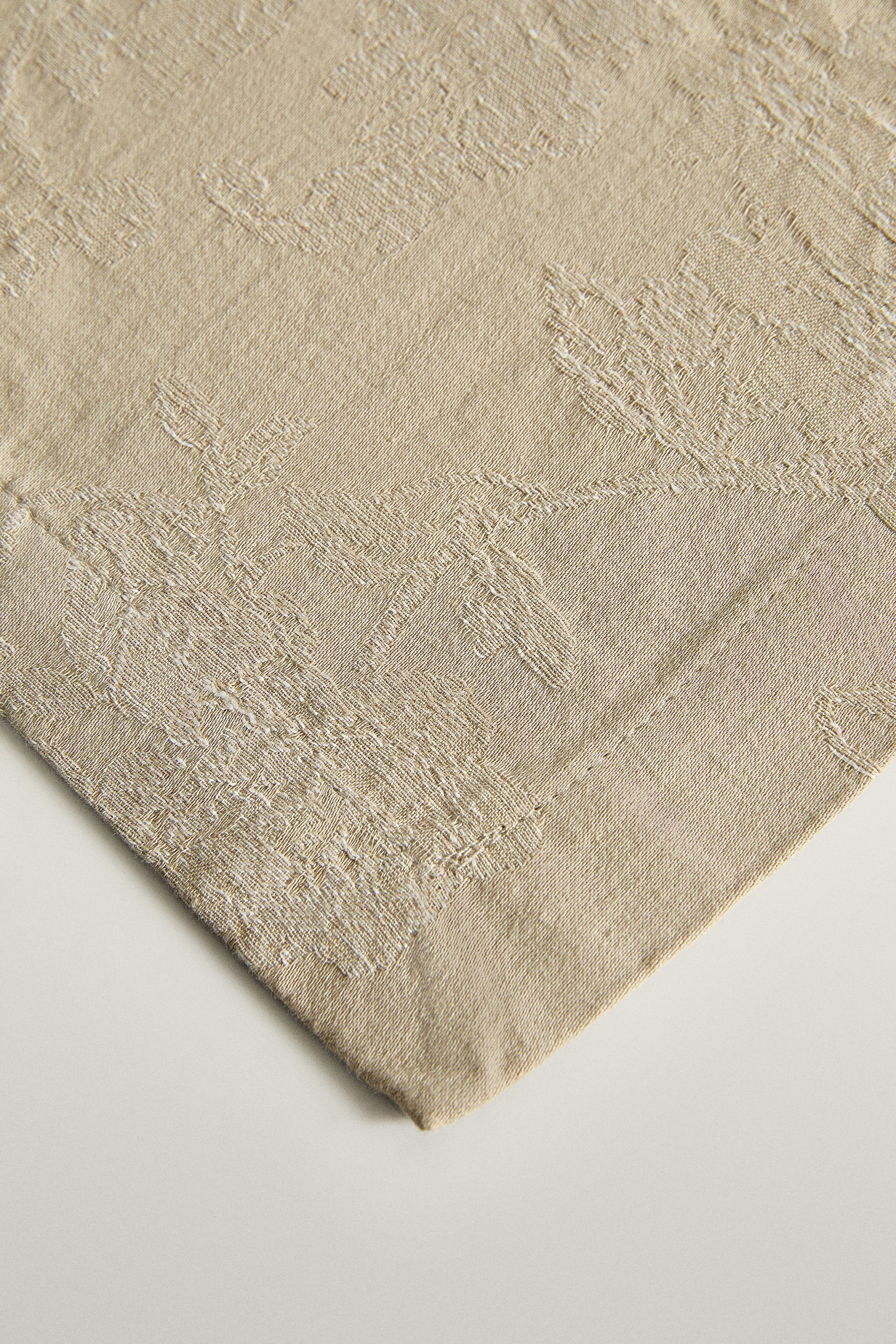 PACK OF CHRISTMAS LINEN JACQUARD NAPKINS (PACK OF 2)