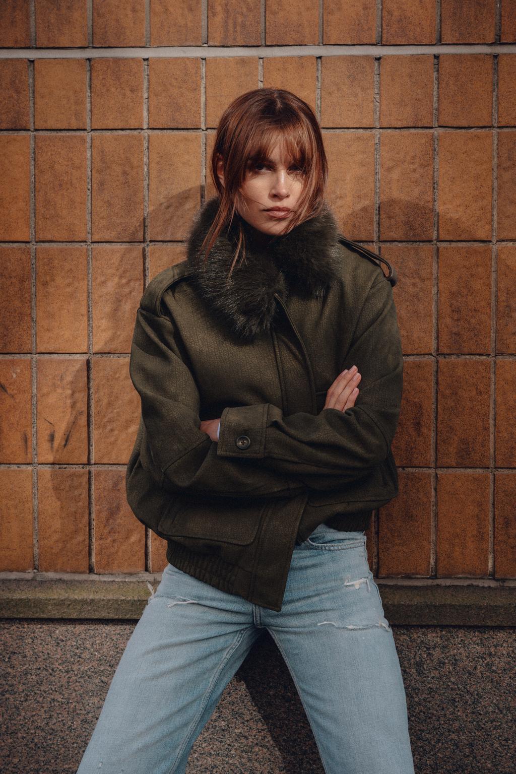 CAZADORA EFECTO ANTE CUELLO DESMONTABLE