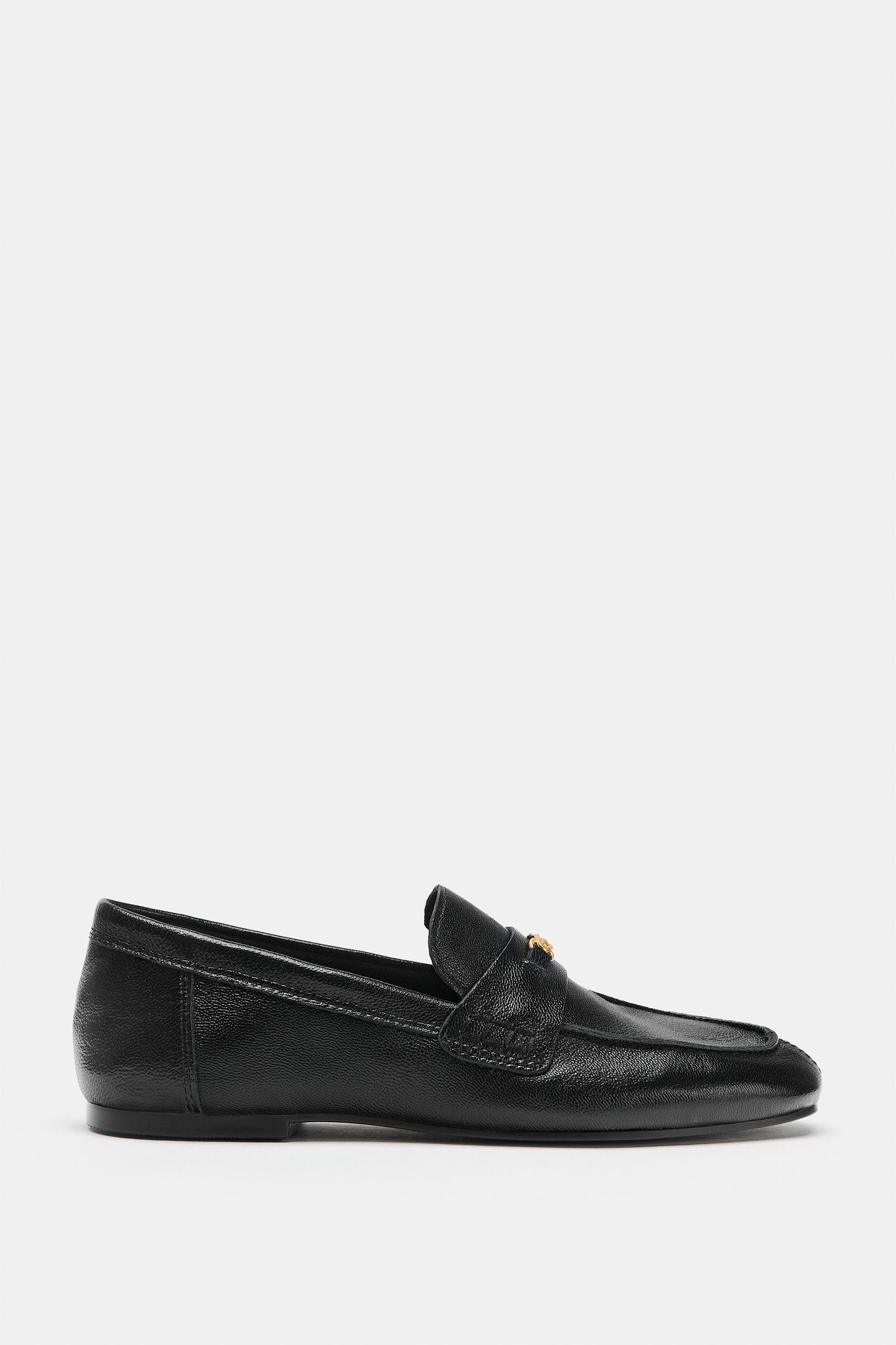 Женские туфли Zara Leather Loafers with Metal Hardware, цвет: Чёрный — фото 3