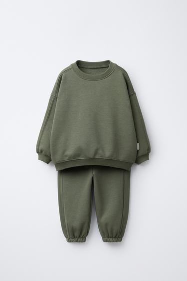 ENSEMBLE DE JOGGING SWEAT-SHIRT ET PANTALON DE JOGGING BASIQUE ÉTIQUETTE - Vert de Zara