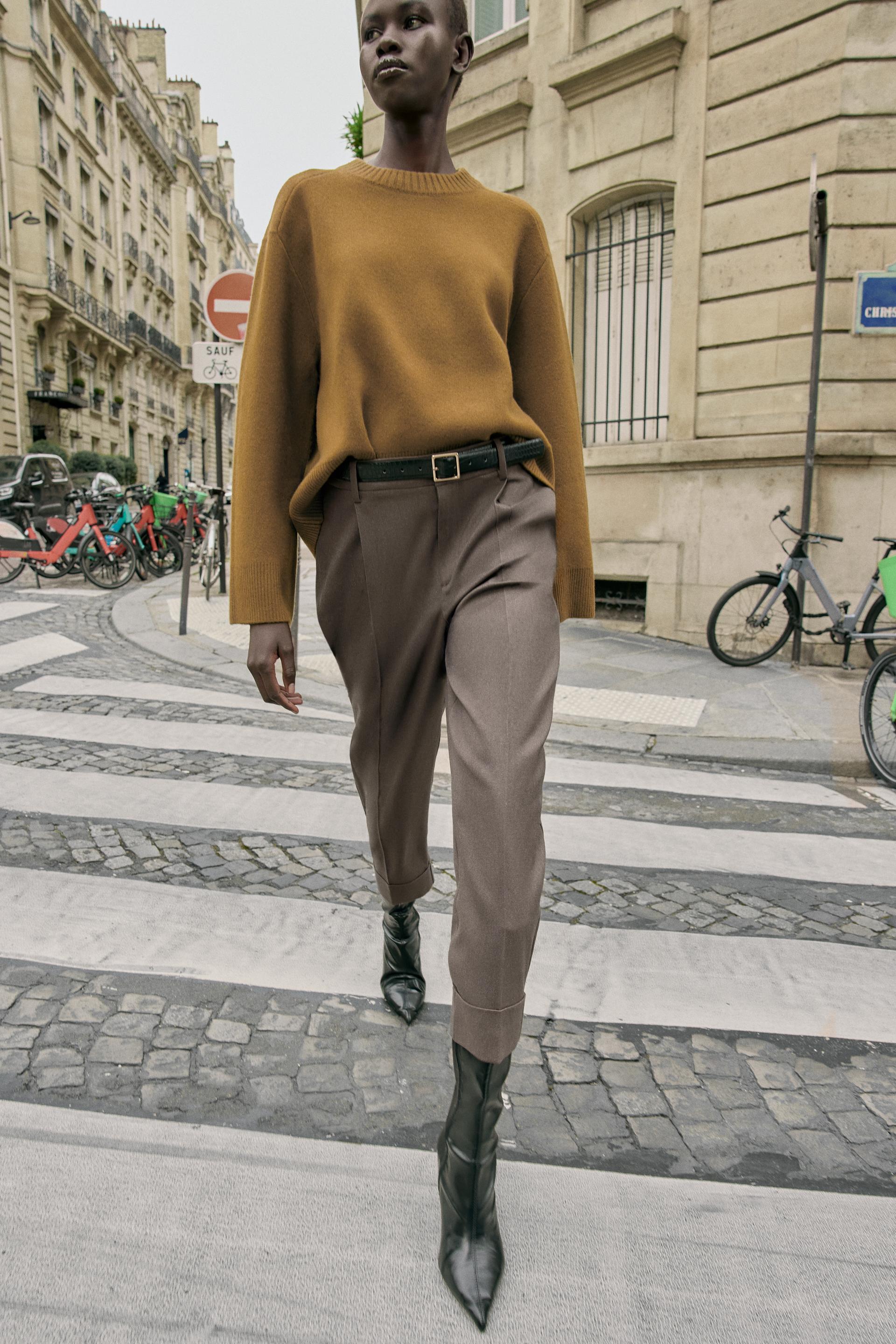 Trousers With Turn-Up Hem And Belt
