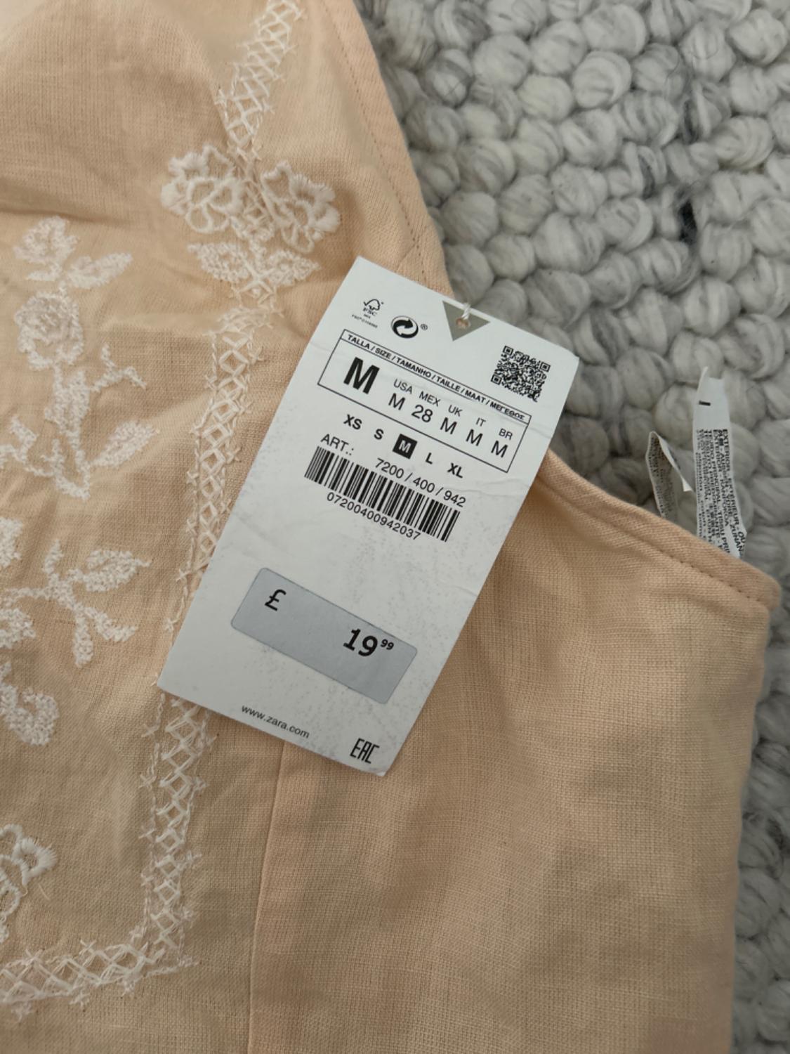 CROP TOP WITH EMBROIDERY - Image 2