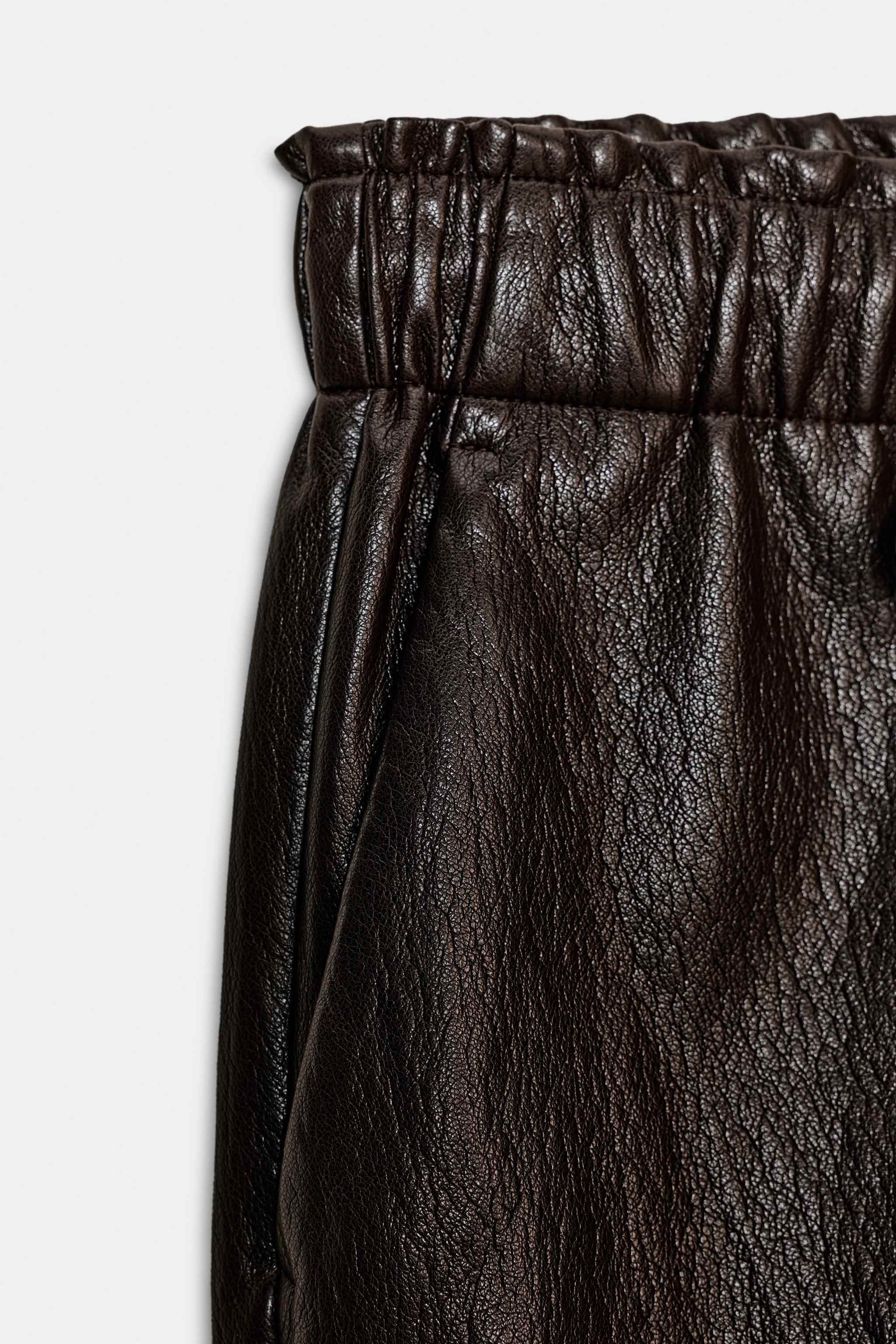 FAUX LEATHER ELASTIC WAIST PANTS