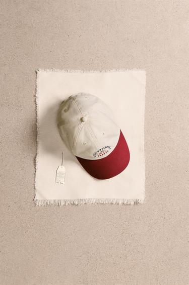 CONTRAST EMBROIDERY CAP - Ecru by Zara