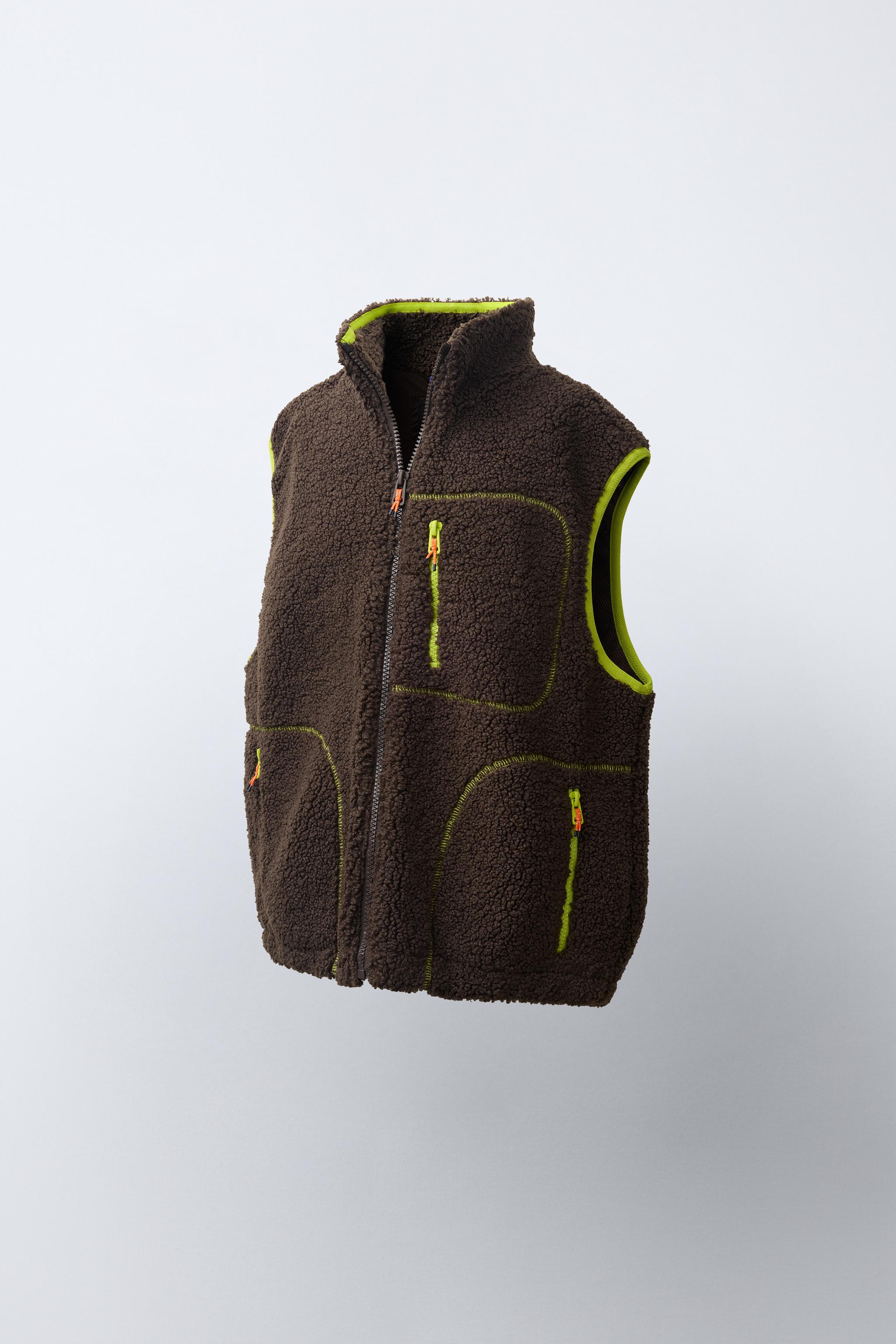 GILET EFFET MOUTON À CONTRASTE