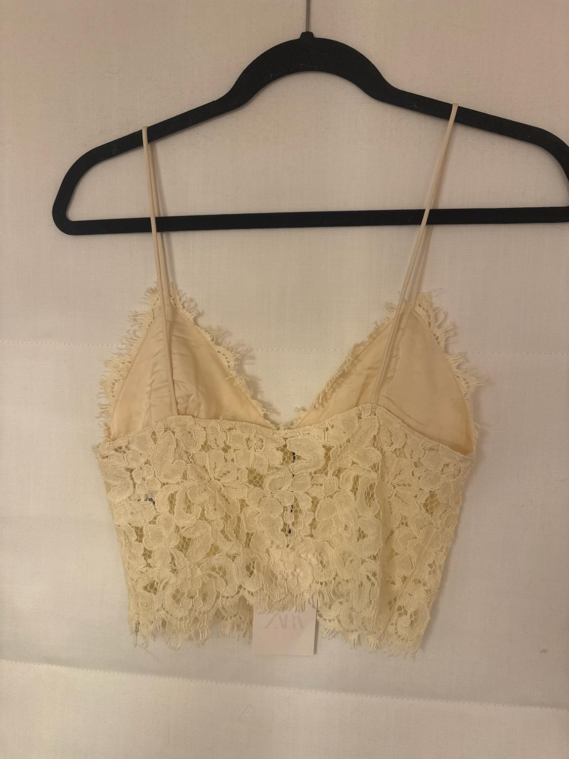 EMBROIDERED CROP TOP - Image 2