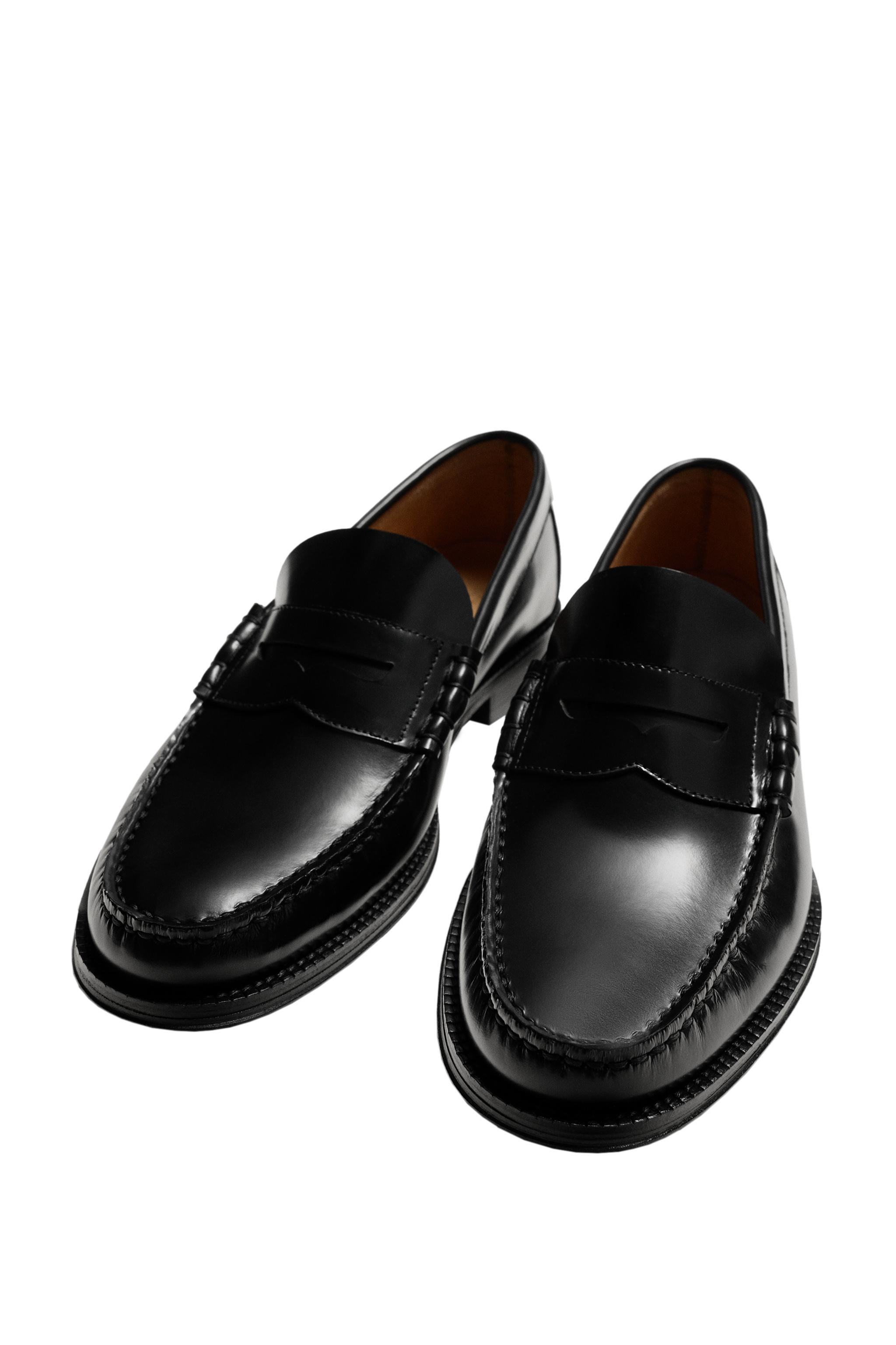美品✨ザラ 24SS メンズ デッキシューズ オールレザー Vibram 黒 美品✨ザラ 24SS メンズ デッキシューズ オールレザー Vibram 黒