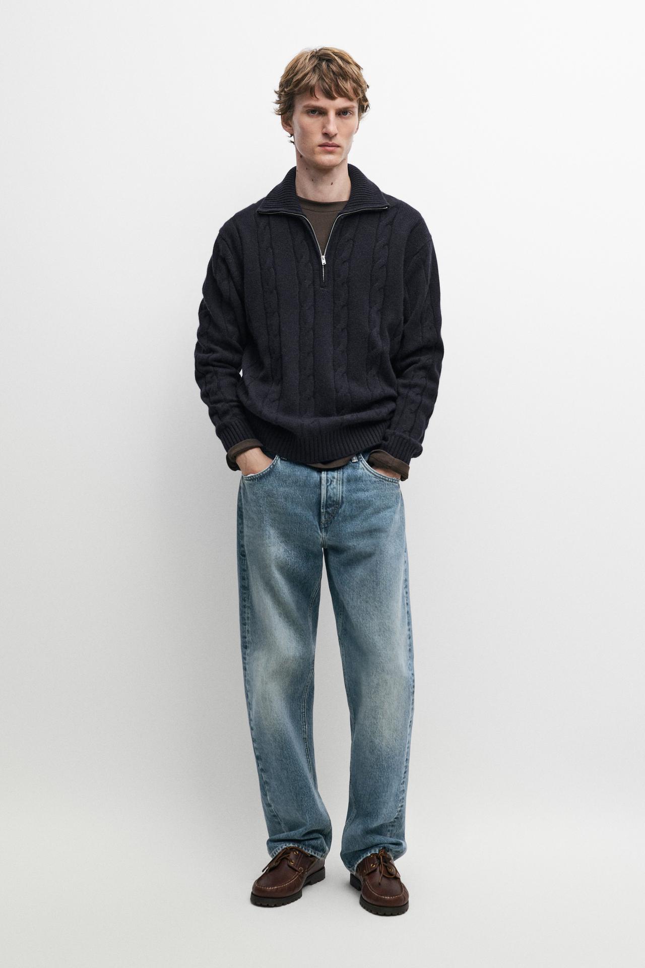 Cable knit mock neck sweater — Navy blue