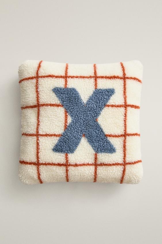 KINDERKISSEN IN LAMMFELLOPTIK MIT BUCHSTABEN X - Orange von Zara - Bild 0