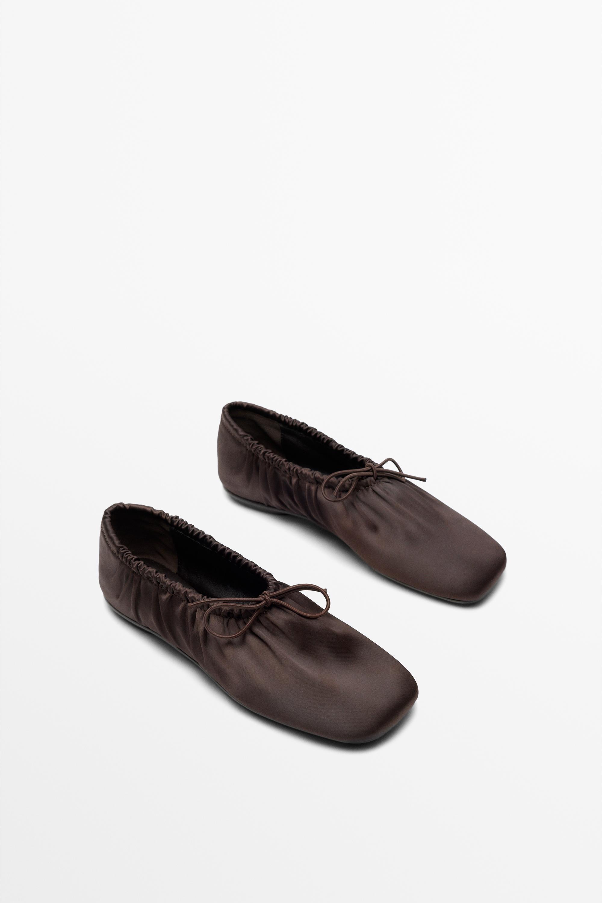 Ruched bow ballet flats — Brown