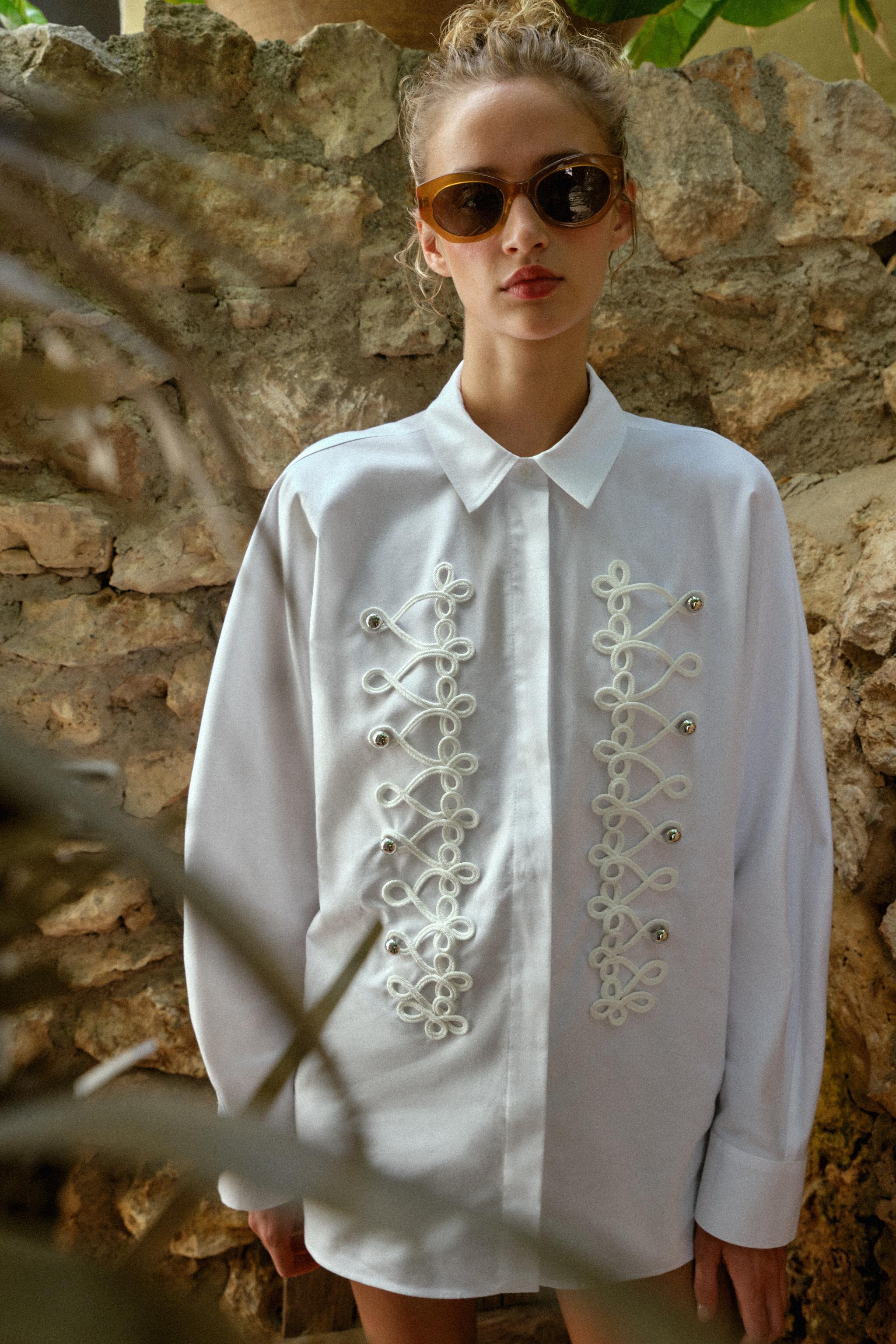 Zara Süslü Düğmeli Poplin Gömlek görsel 7