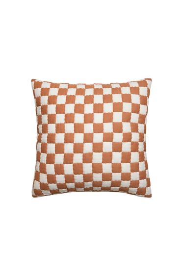 CHECK COTTON CUSHION COVER - 772 الخاص بـ Zara
