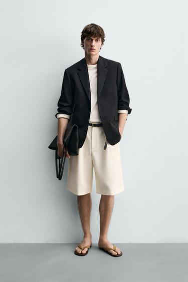 BERMUDA FLUIDA PLIEGUES - Blanco roto de Zara - Imagen 0