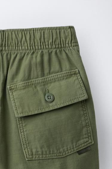 PANTALÓN RECTO - Verde de Zara