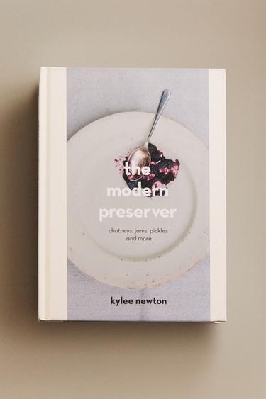 THE MODERN PRESERVER BOOK - Oyster-white by Zara