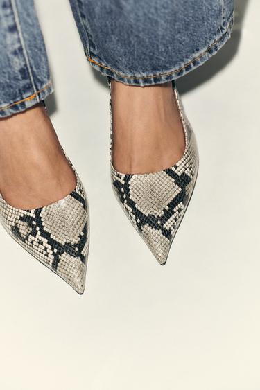 CHAUSSURES OUVERTES À L'ARRIÈRE AVEC IMPRIMÉ ANIMALIER - Serpent de Zara - Image 2