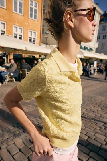 GILET POLO EN MAILLE À MANCHES COURTES - Jaune de Zara - Image 4