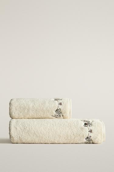 KIDS' EMBROIDERED CHRISTMAS 101 DALMATIANS ©DISNEY TOWEL — Oyster-white 2