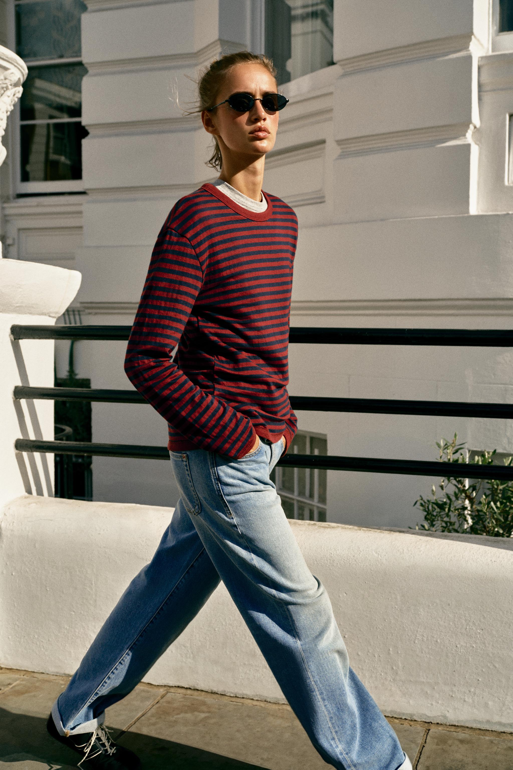 STRIPED T-SHIRT — Red / Navy