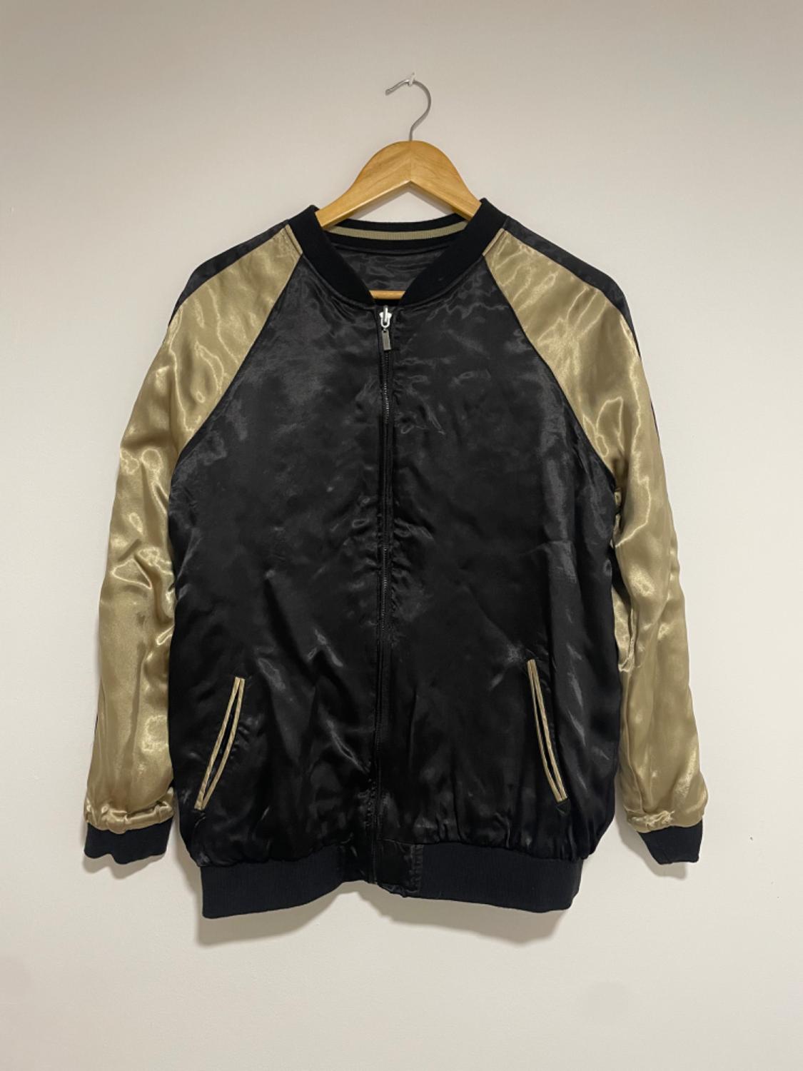 CHAQUETA BOMBER BORDADA LIMITED EDITION REVERSIBLE - Image 4