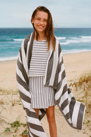 CAMISETA RAYAS LAZOS - Marino de Zara