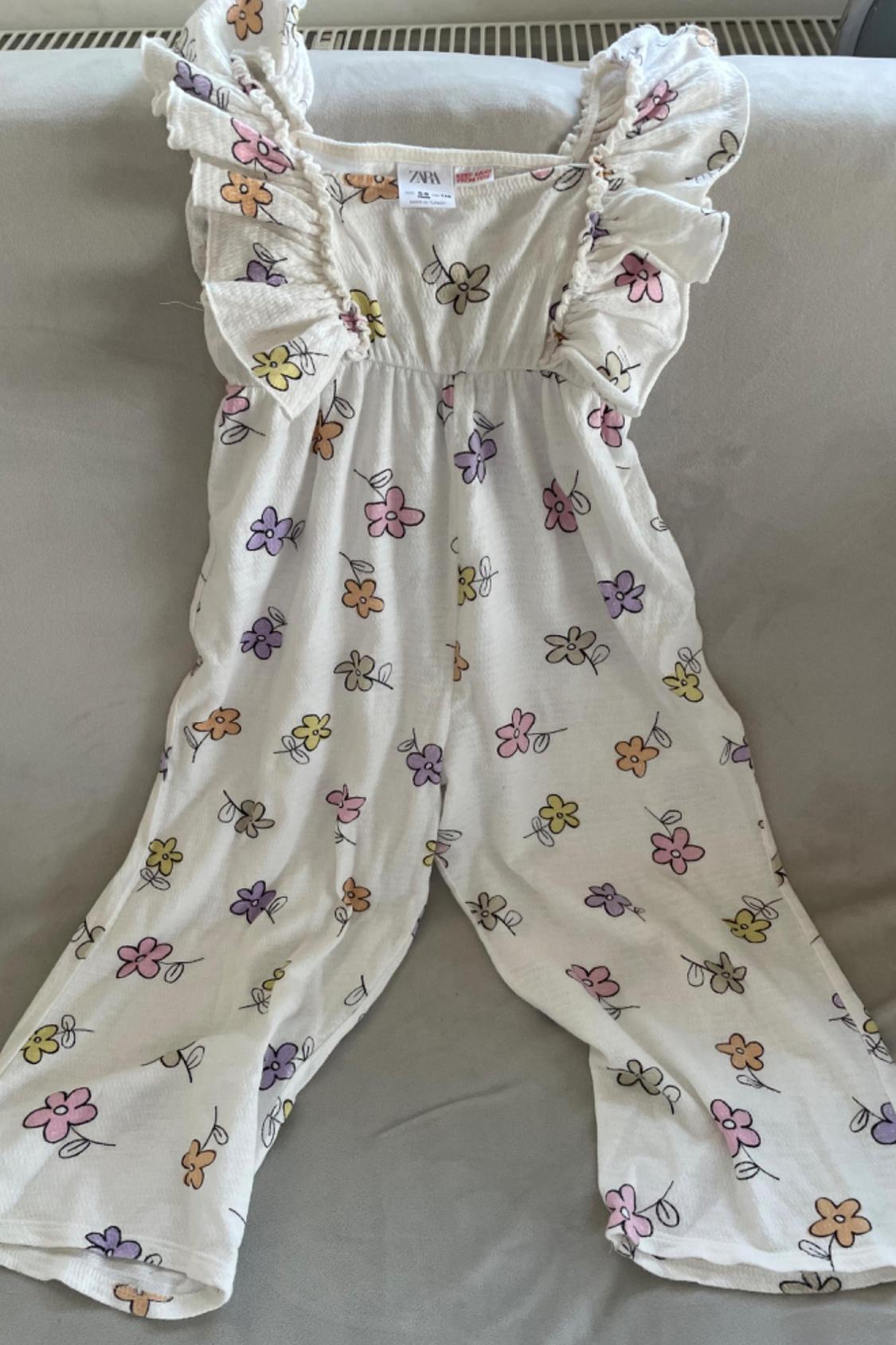 TEXTURED FLORAL JUMPSUIT