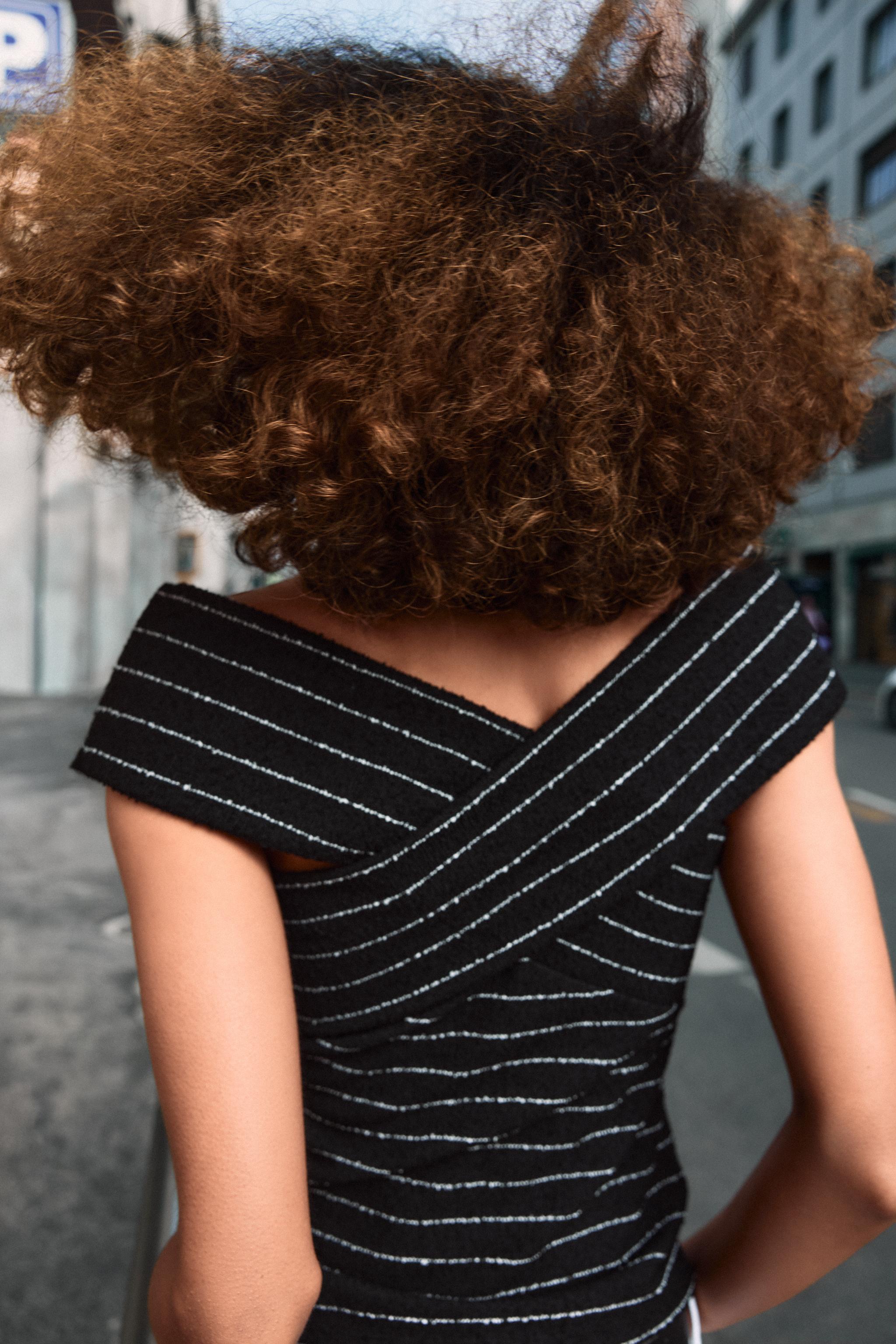 BOUCLÉ WRAP TOP
