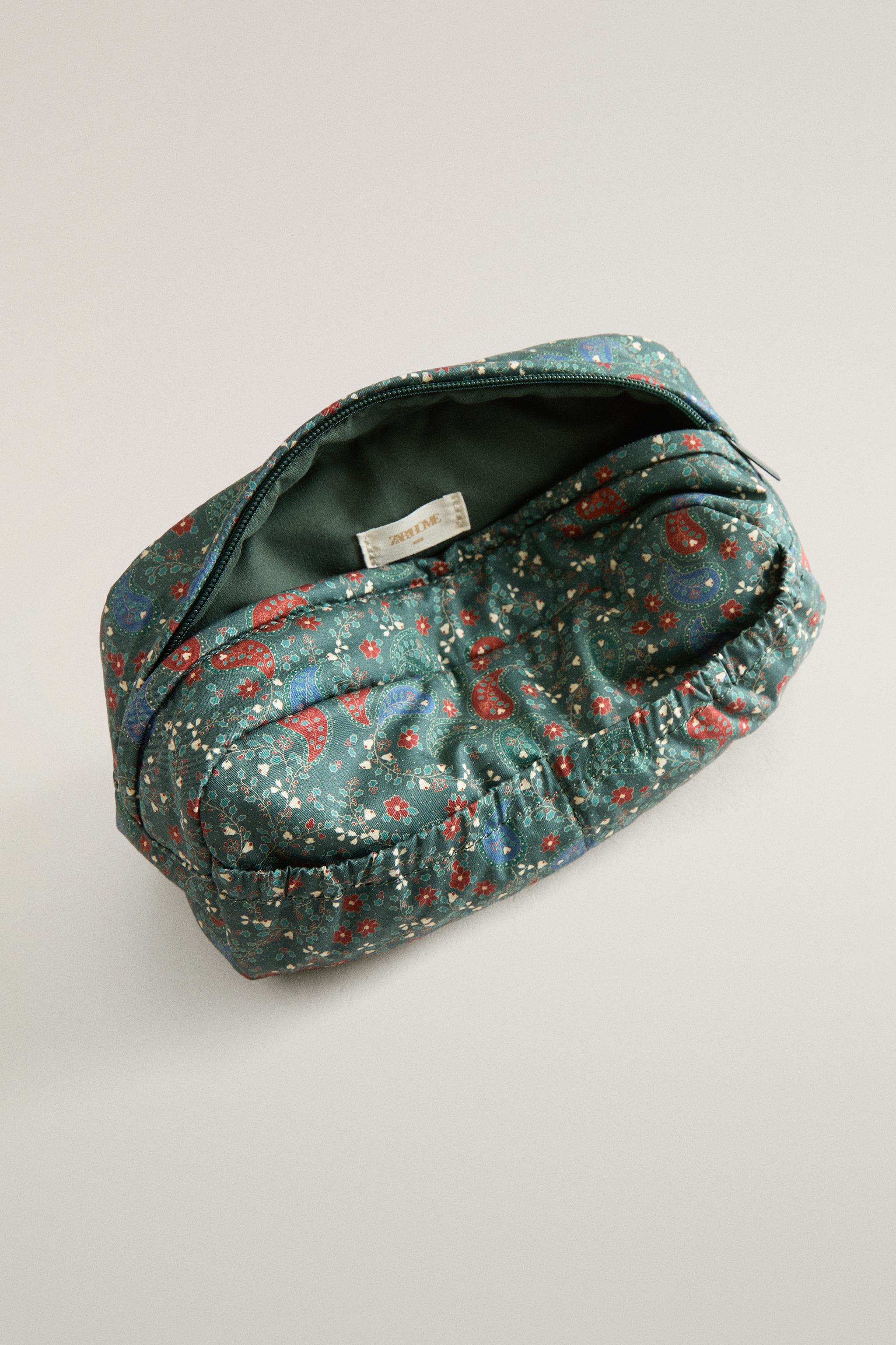 PAISLEY QUILTED MAKEUP BAG