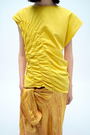 ASYMMETRIC GATHERED T-SHIRT X FANGLU LIN - Yellow by Zara