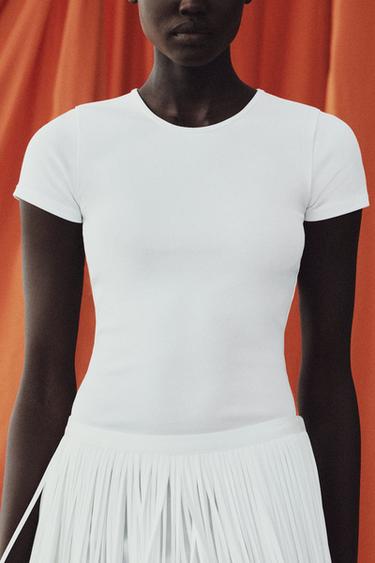 T-SHIRT CÔTELÉ MANCHES COURTES - Blanc de Zara - Image 4