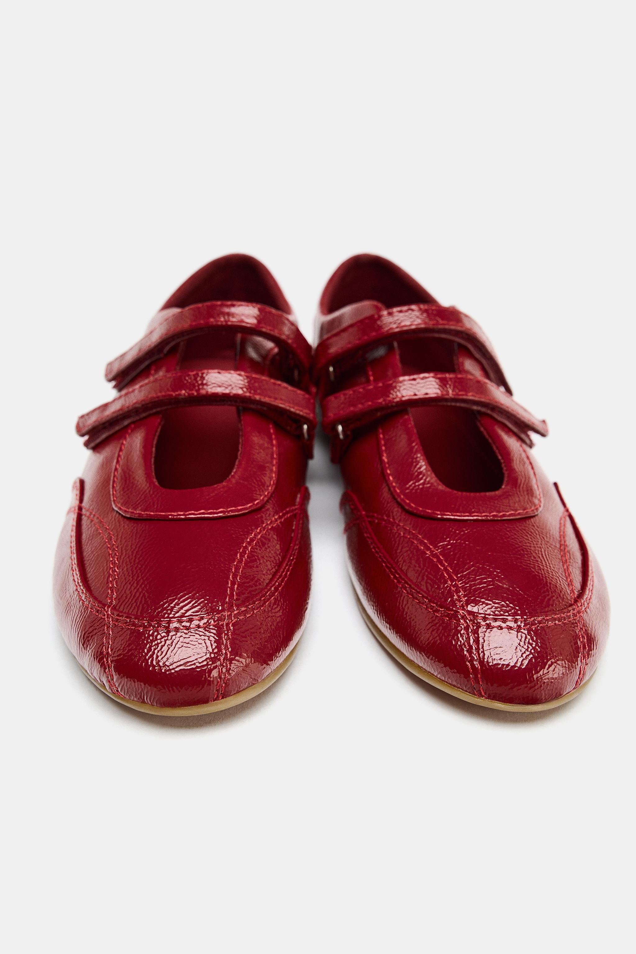 ダブルストラップ エナメルバレリーナシューズ - レッド | ZARA Japan