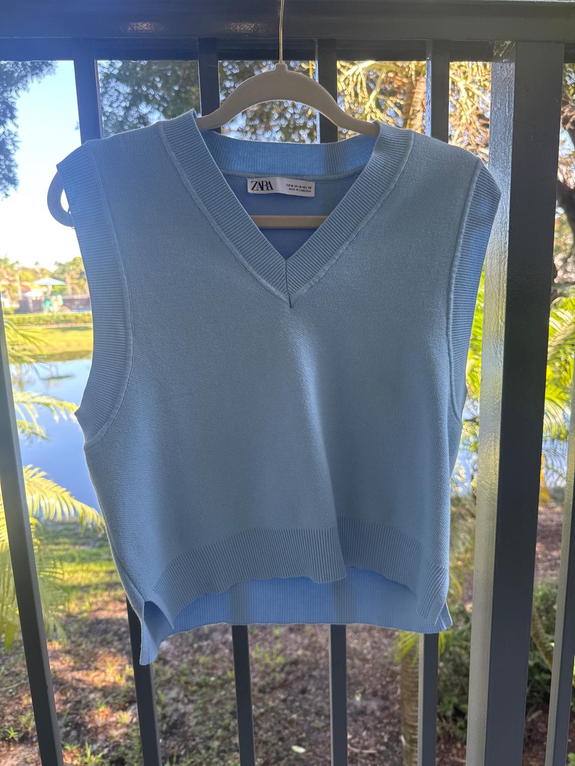 SLEEVELESS PLAIN KNIT SWEATER VEST - Image 2