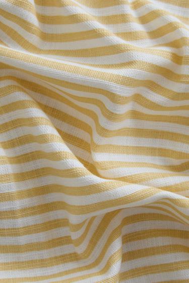 LOT DE 2 SERVIETTES DE TABLE EN COTON À VOLANT - Jaune de Zara - Image 3