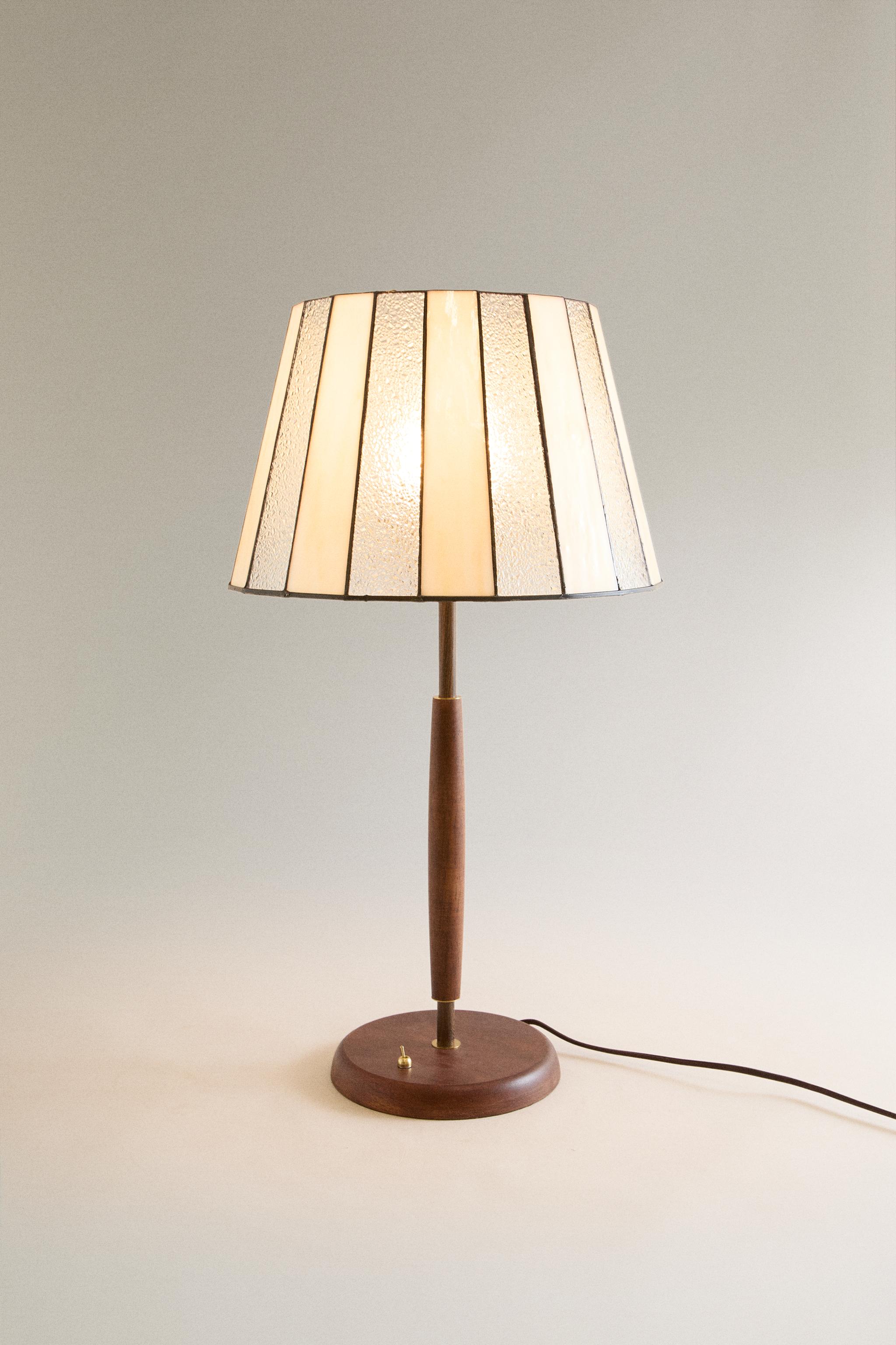 STRIPED GLASS TABLE LAMP — Multicolored