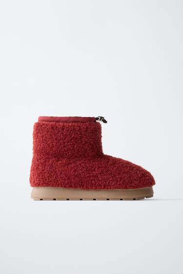 FAUX SHEARLING ANKLE BOOTS - Red by Zara