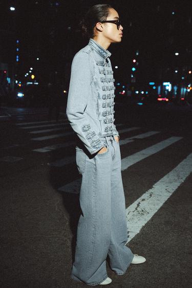 VESTE EN JEAN AJUSTÉE BOUTONS ZW COLLECTION - Bleu clair de Zara - Image 4