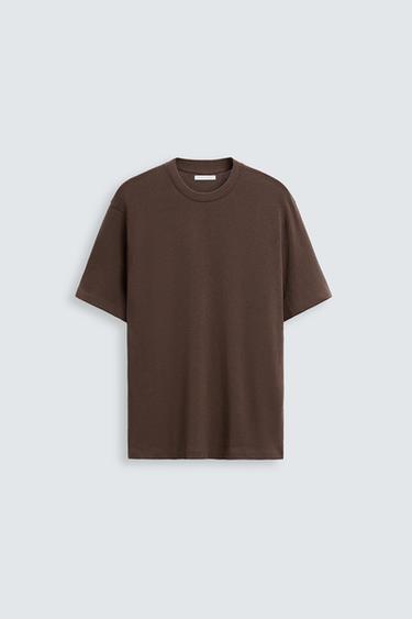 CAMISETA PUNTO REGULAR FIT - Marrón de Zara