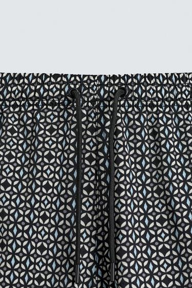GEOMETRIC PRINT SHORT SWIMMING TRUNKS - Black by Zara - Image 7
