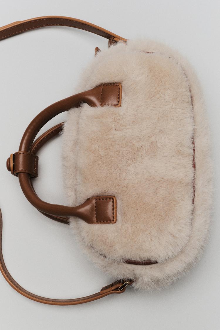 BORSA A TRACOLLA BOWLING IN PELLICCIA SINTETICA Bianco écru