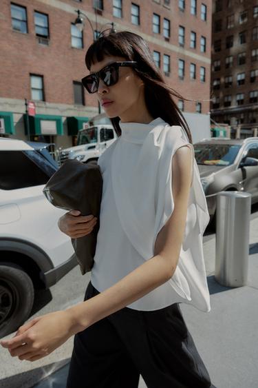 ASYMMETRIC CREPE CAPE TOP - Oyster-white by Zara - Image 3