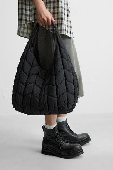 BOLSA ACOLCHOADA EM NYLON - Preto da Zara - Imagem 0