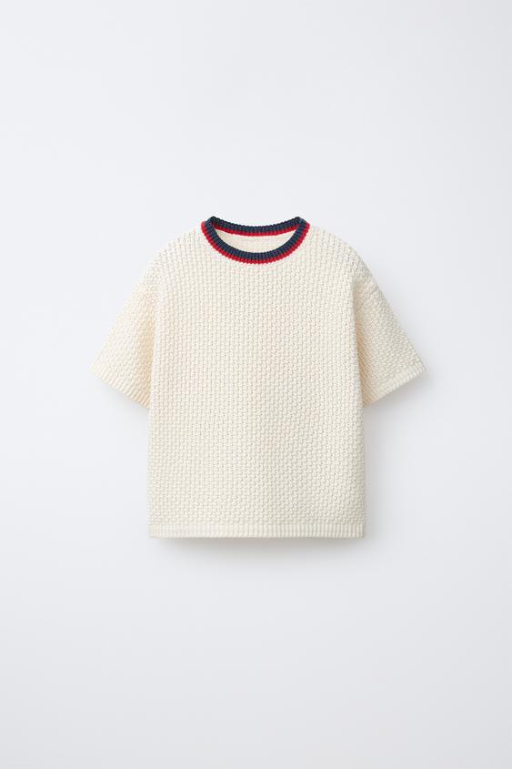 CAMISETA PUNTO ESTRUCTURA CUELLO CONTRASTE - Crudo de Zara - Imagen 0