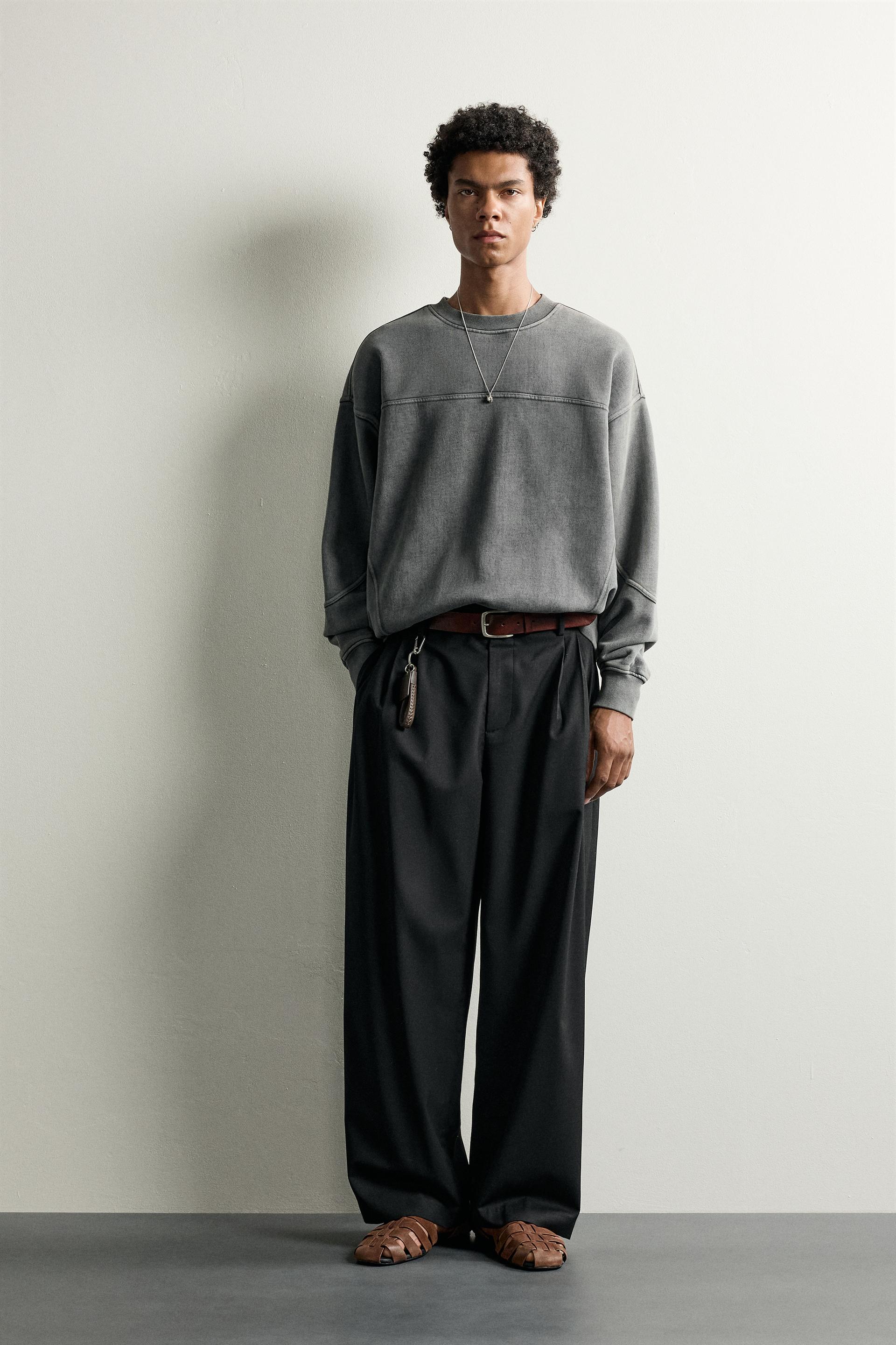 Washed Relaxed Fit Sweatshirt