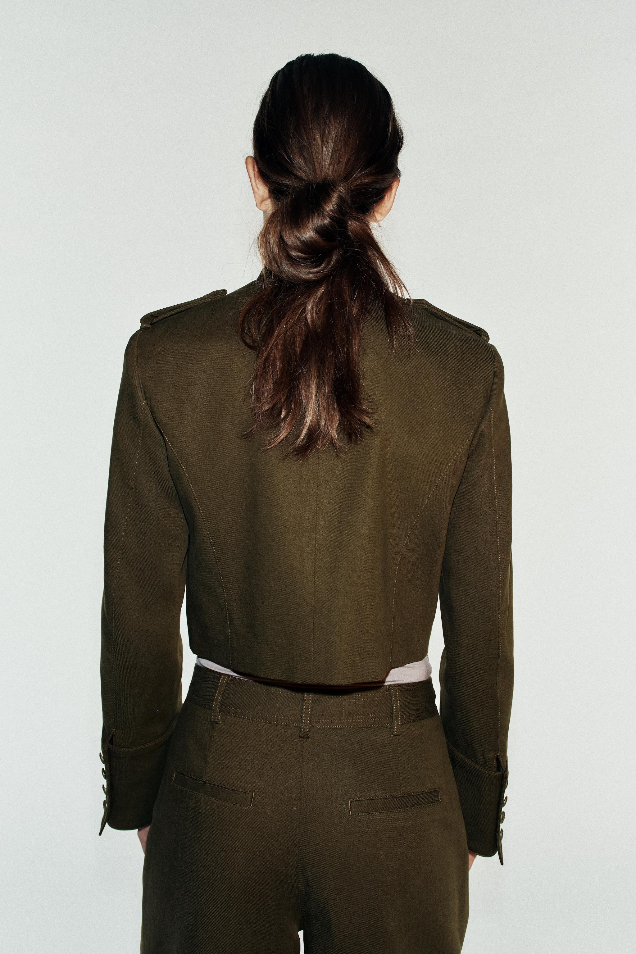 Женские куртки Zara CROPPED JACKET WITH SHOULDER PADS — фото 4