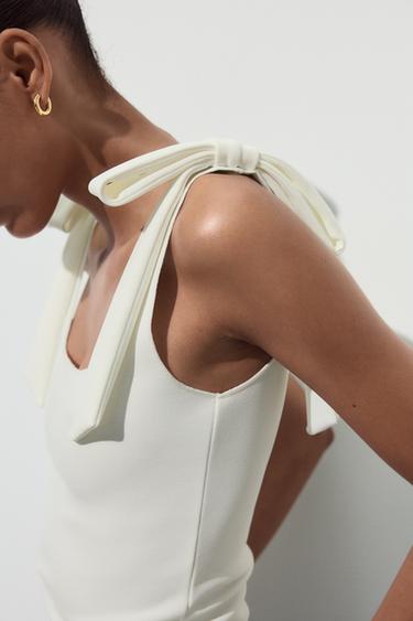 TOP LACETS STRETCH - Blanc cassé de Zara - Image 3