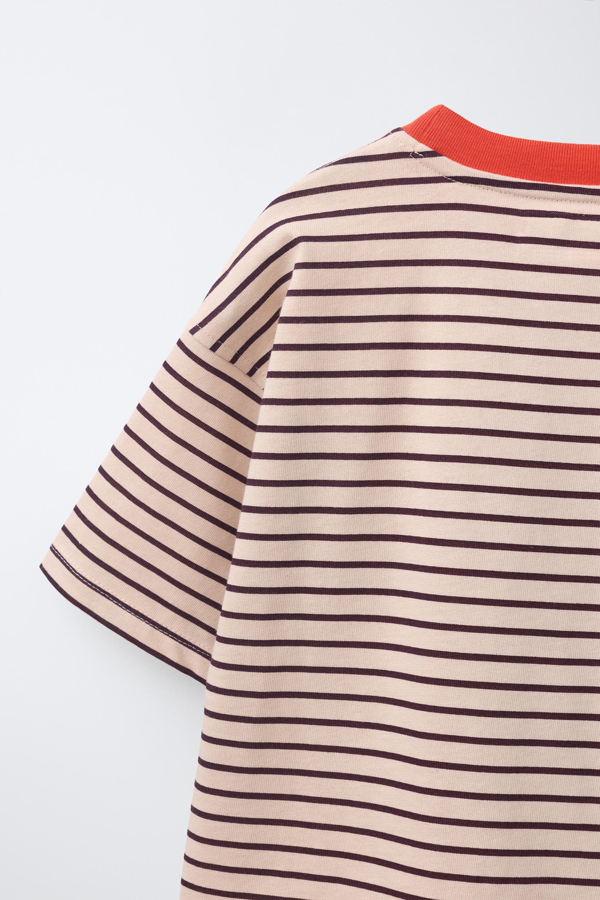 CONTRAST STRIPE T-SHIRT
